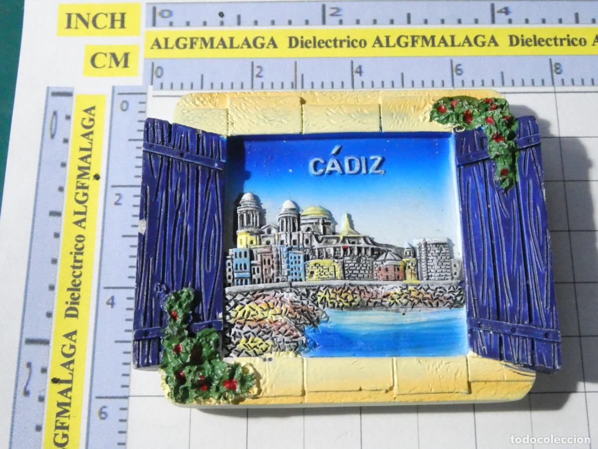 Coleccionismo: IMAN DE NEVERA SOUVENIR RECUERDO DE C&Aacute;DIZ VENTANA A LA CATEDRAL
