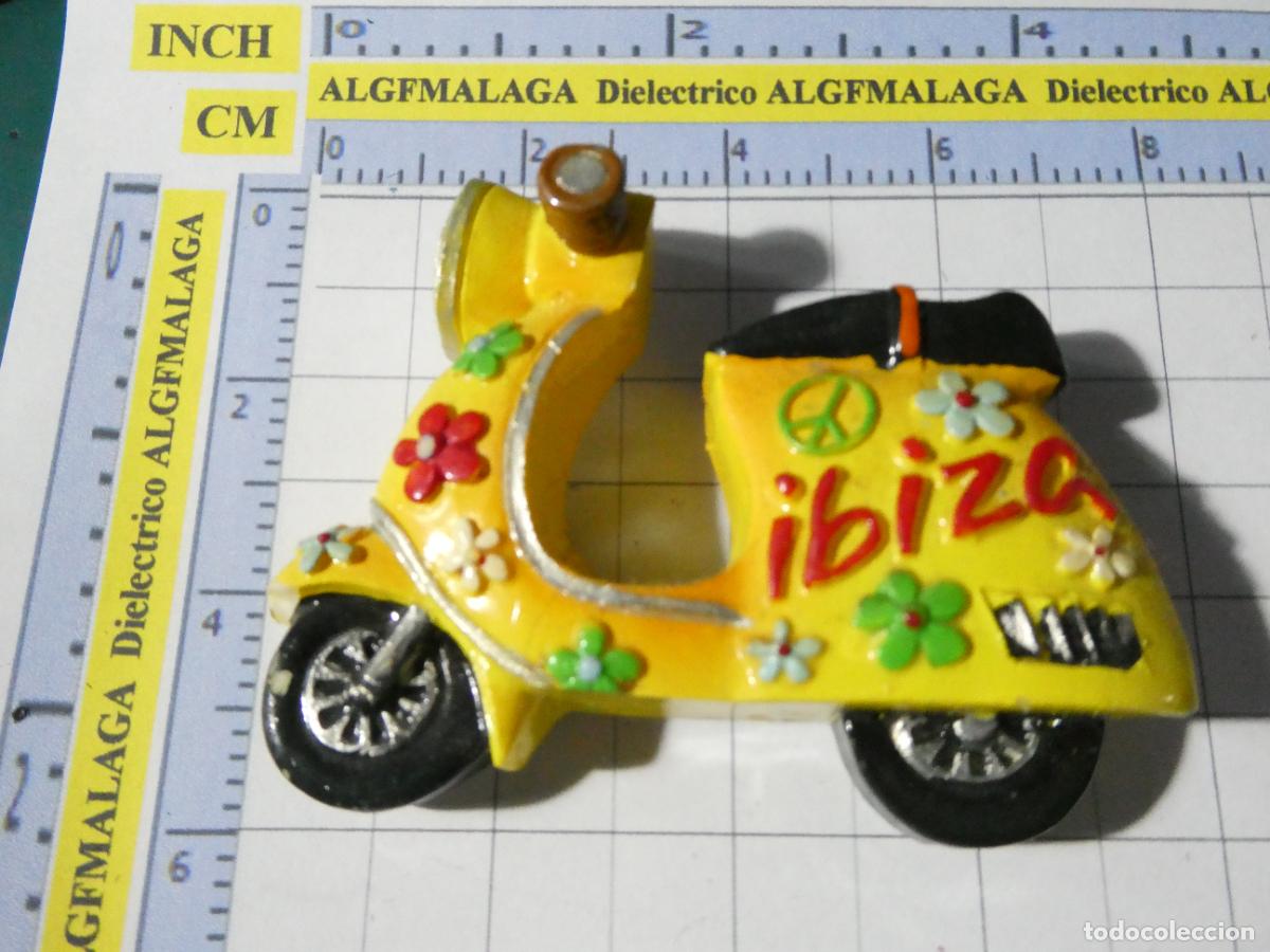 Coleccionismo: IMAN DE NEVERA SOUVENIR RECUERDO DE IBIZA ISLAS BALEARES. MOTO SCOOTER