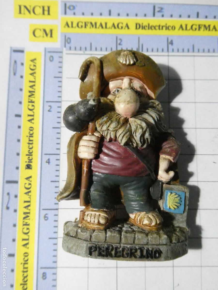 Coleccionismo: IMAN DE NEVERA SOUVENIR RECUERDO DEL CAMINO DE SANTIAGO PEREGRINO
