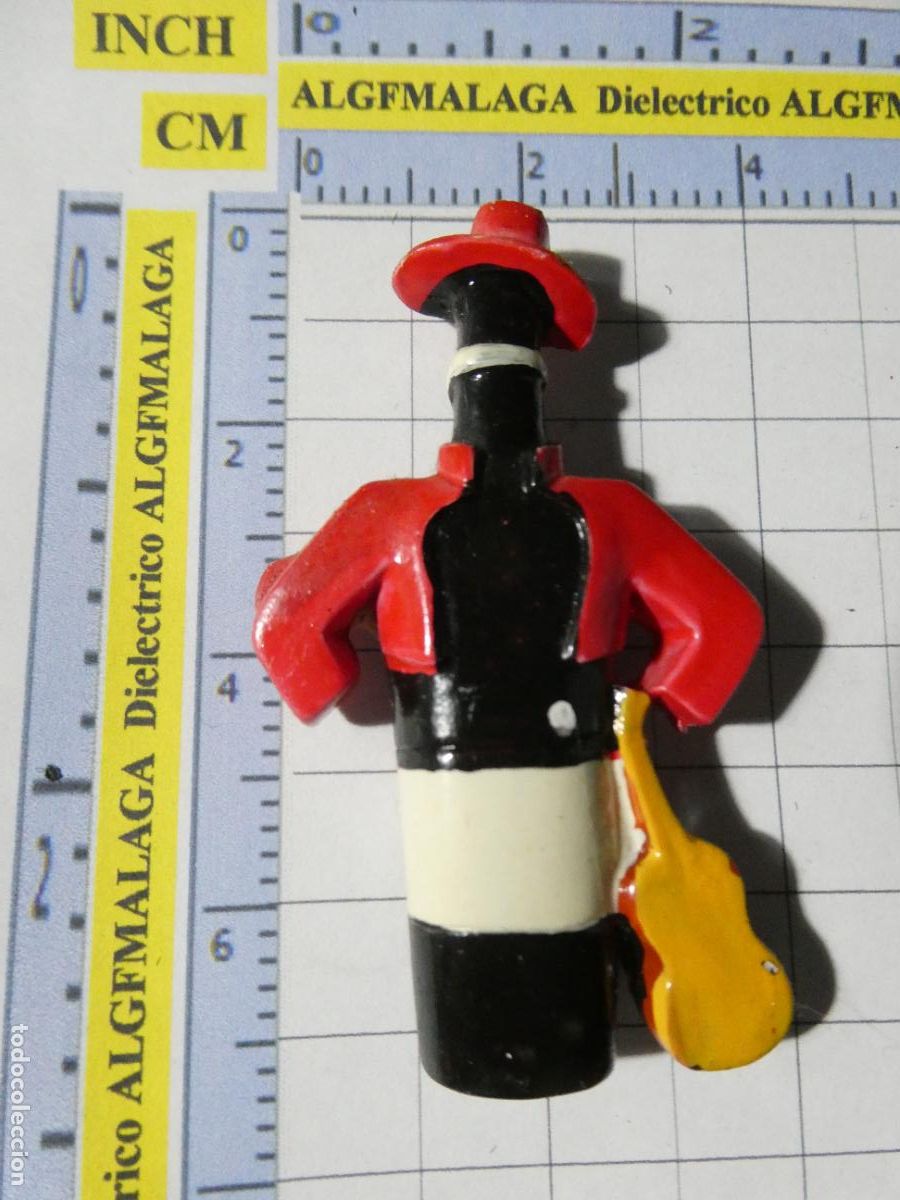 Coleccionismo: IMAN DE NEVERA SOUVENIR RECUERDO DE JEREZ DE LA FRONTERA TIO PEPE LOGO VINO