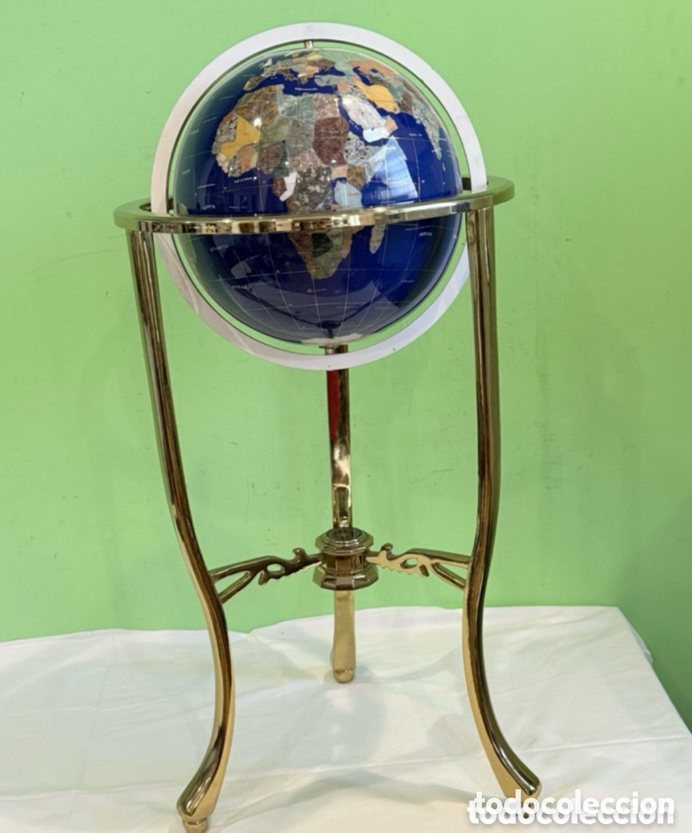 Collezionismo: lapisl&aacute;zuli soporte tr&iacute;pode dorado lujo. Grandes dimensiones.
