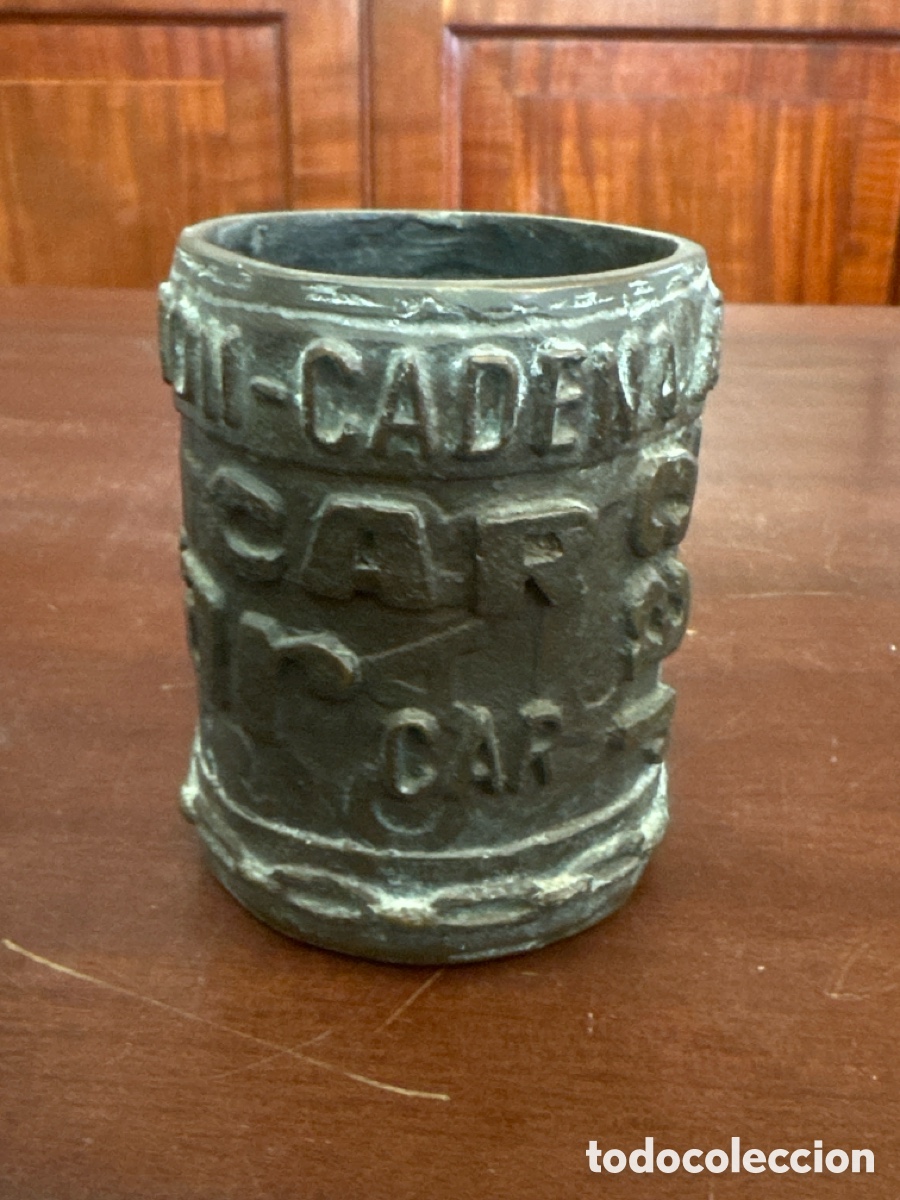 Coleccionismo: CADENA AZUL DE RADIODIFUSION. ANTIGUO PORTALAPICES DE BRONCE FUNDIDO.
