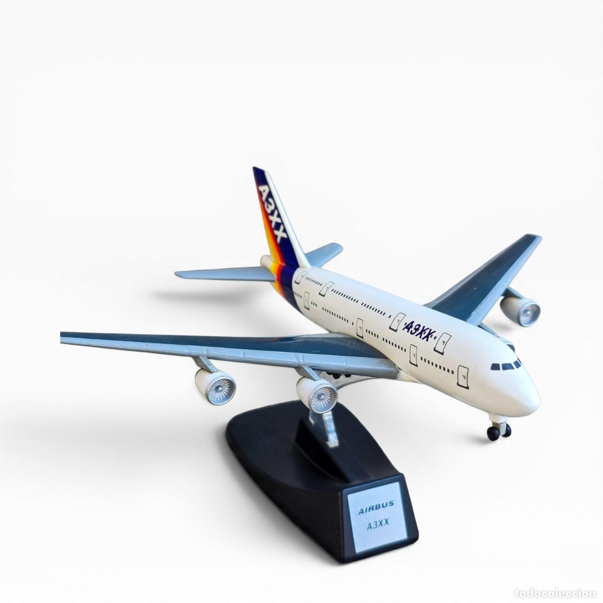 Coleccionismo: Miniatura Avi&atilde;o Airbus A3XX com Suporte &mdash; Modelo Decorativo de Cole&ccedil;&atilde;o