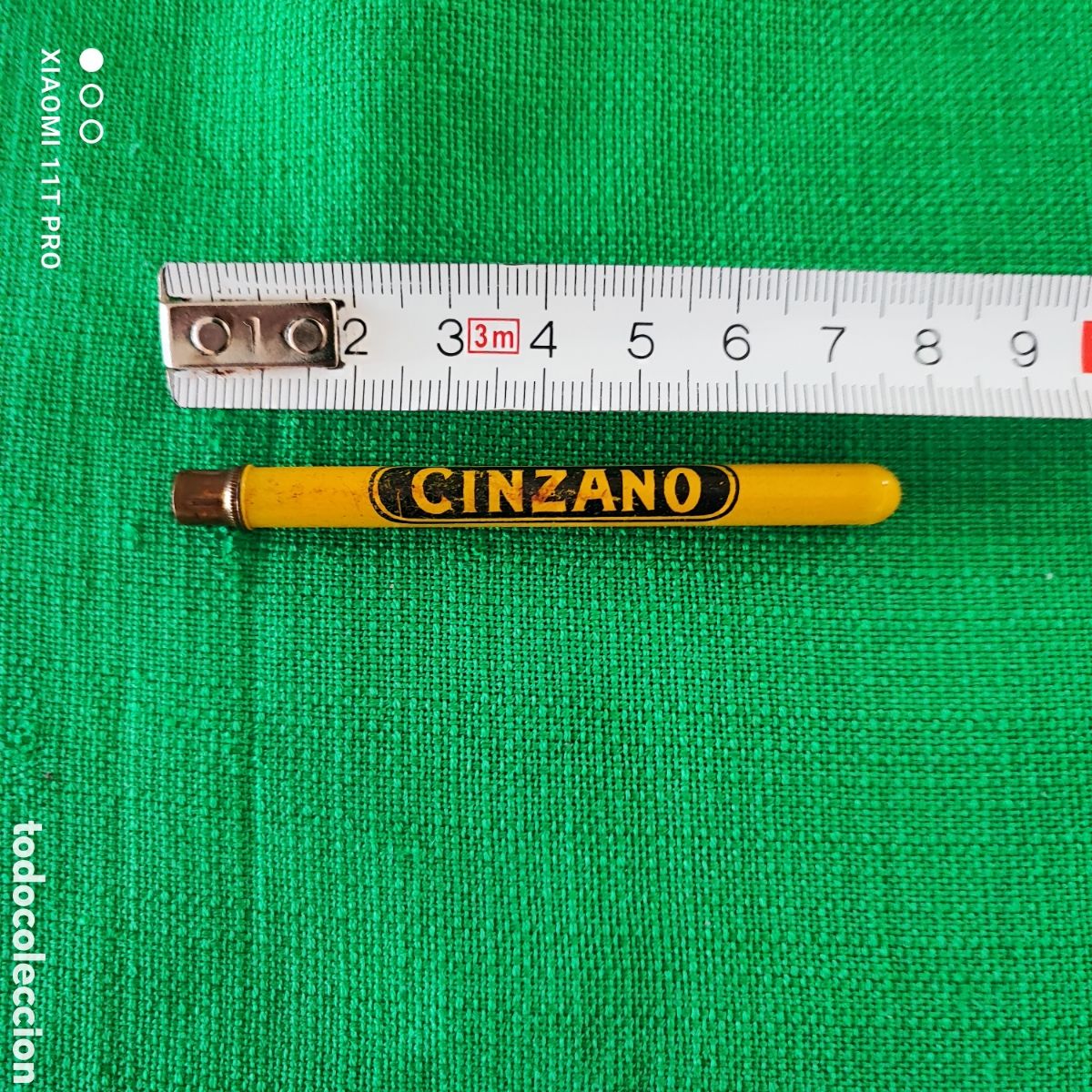 Coleccionismo: Portal&aacute;pices de metal Cinzano.