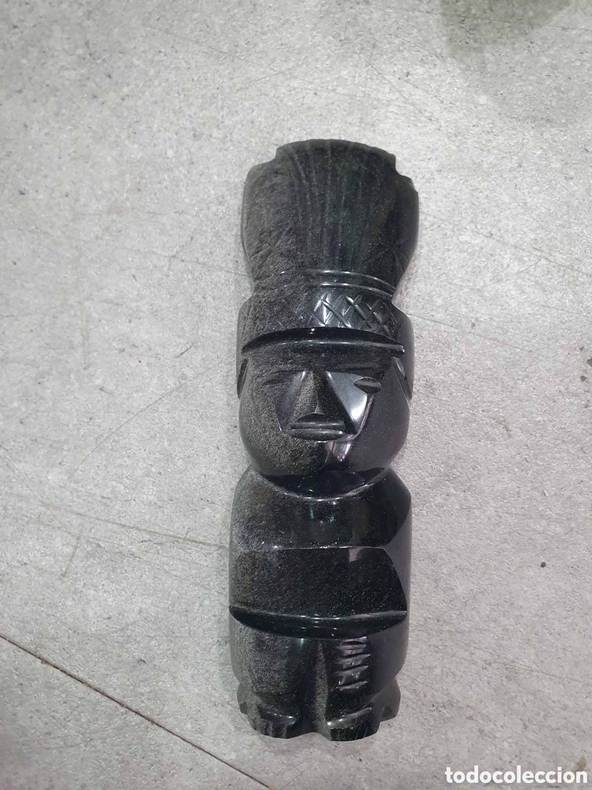 Coleccionismo: Figura en piedra obsidiana. (L120)