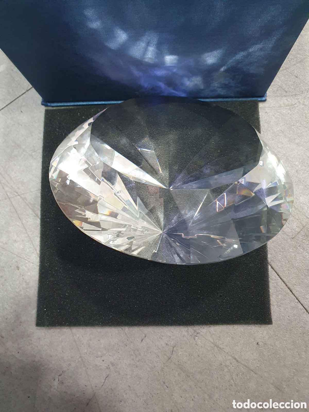 Coleccionismo: Pisapapeles en forma de brillante. (L90) - Foto 2