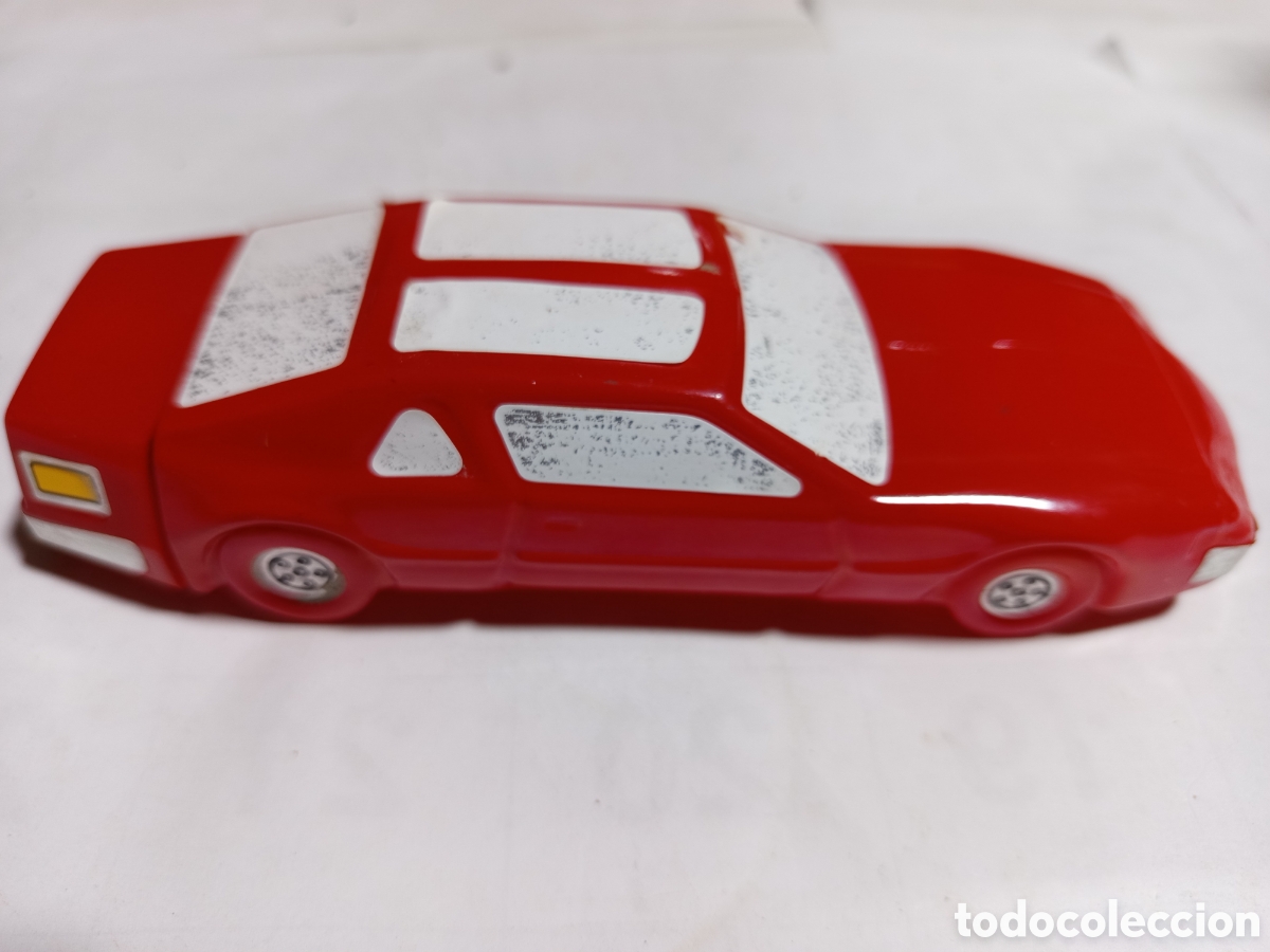 Coleccionismo: Frasco de colonia de Avon en forma de coche - Foto 2