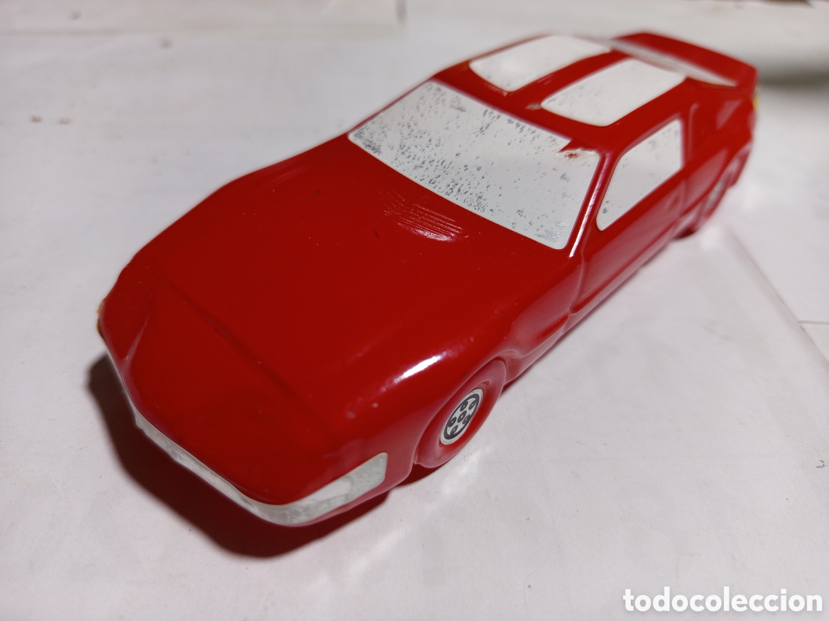 Coleccionismo: Frasco de colonia de Avon en forma de coche - Foto 1