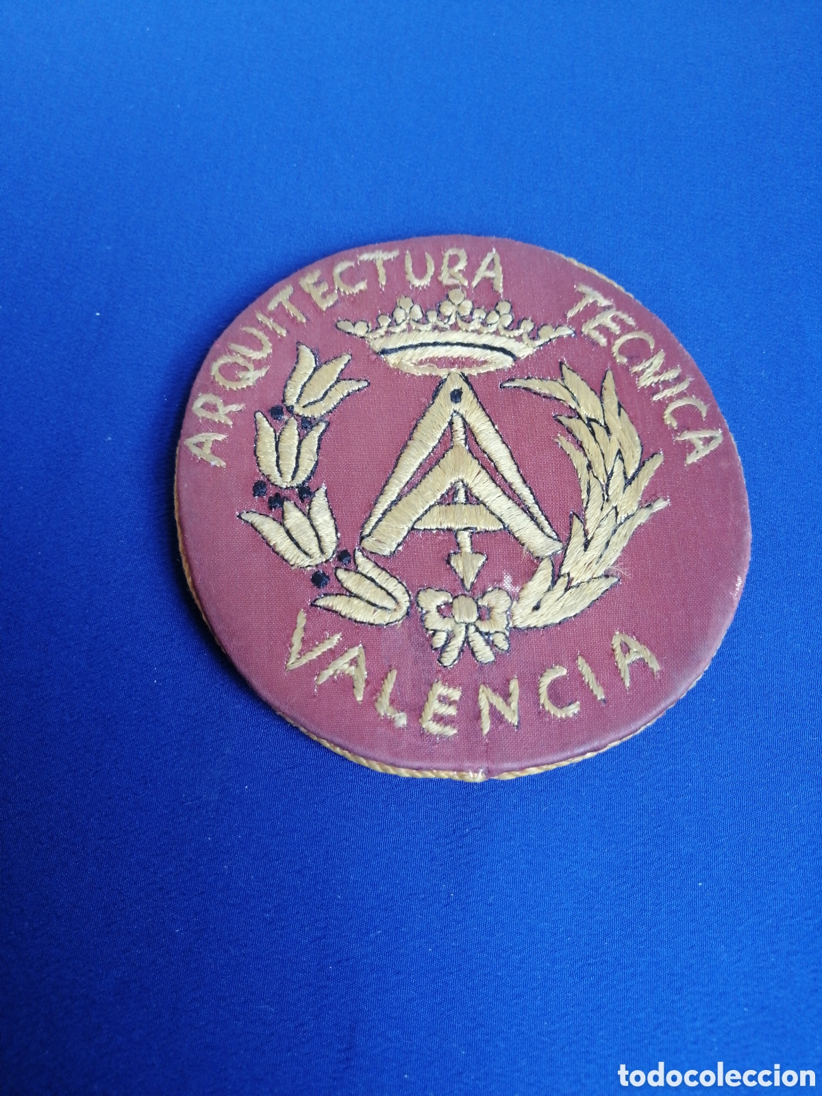 Collectionnisme: ARQUITECTURA T&Eacute;CNICA VALENCIA ESCUDO DE TELA ANTIGUO