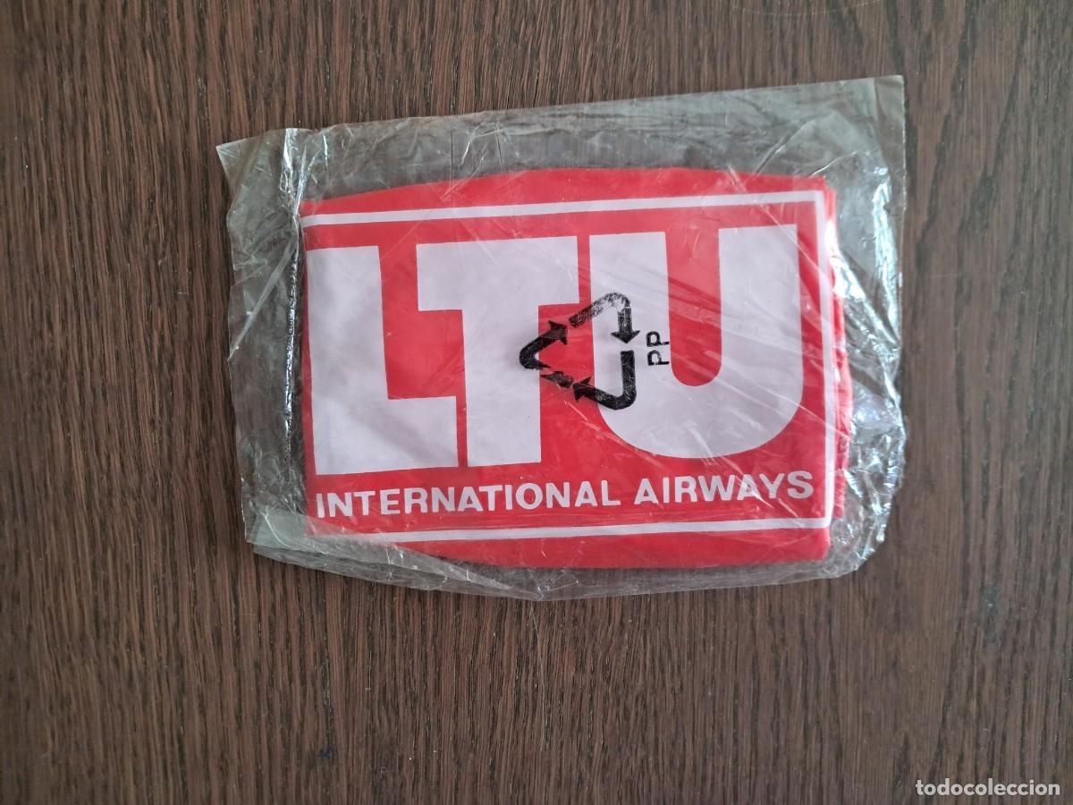 Coleccionismo: pelota de playa, con publicidad, LTU international airways, transporte a&eacute;reo.