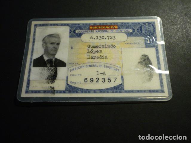 Collecting paper: CARNET DE IDENTIDAD VALIDEZ PERMANENTE NATURAL DE TOMELLOSO CIUDAD REAL