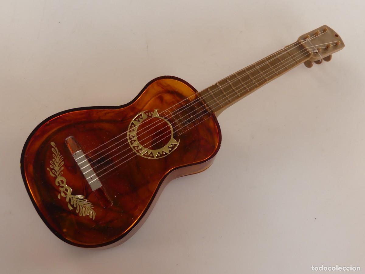 Collectionnisme: PRECIOSA MINIATURA DE GUITARRA