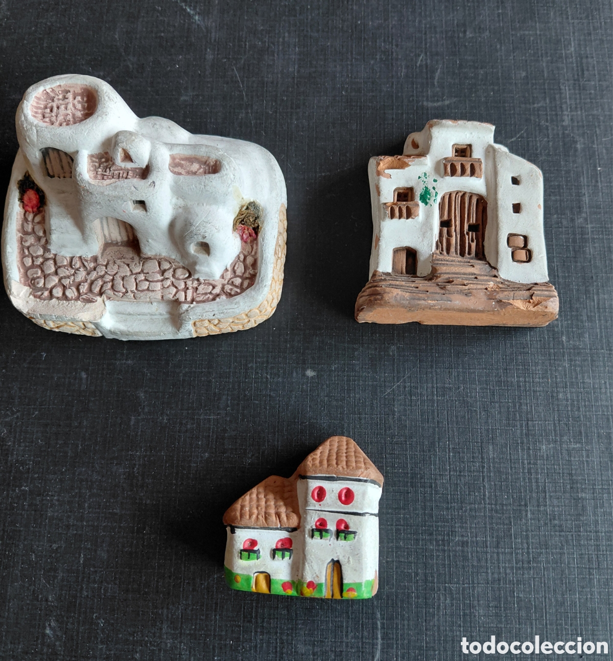 Coleccionismo: LOTE ANTIGUAS MINIATURAS DE CASITAS. IDEAL DECORACION, PESEBRES, BELEN, DIORAMAS