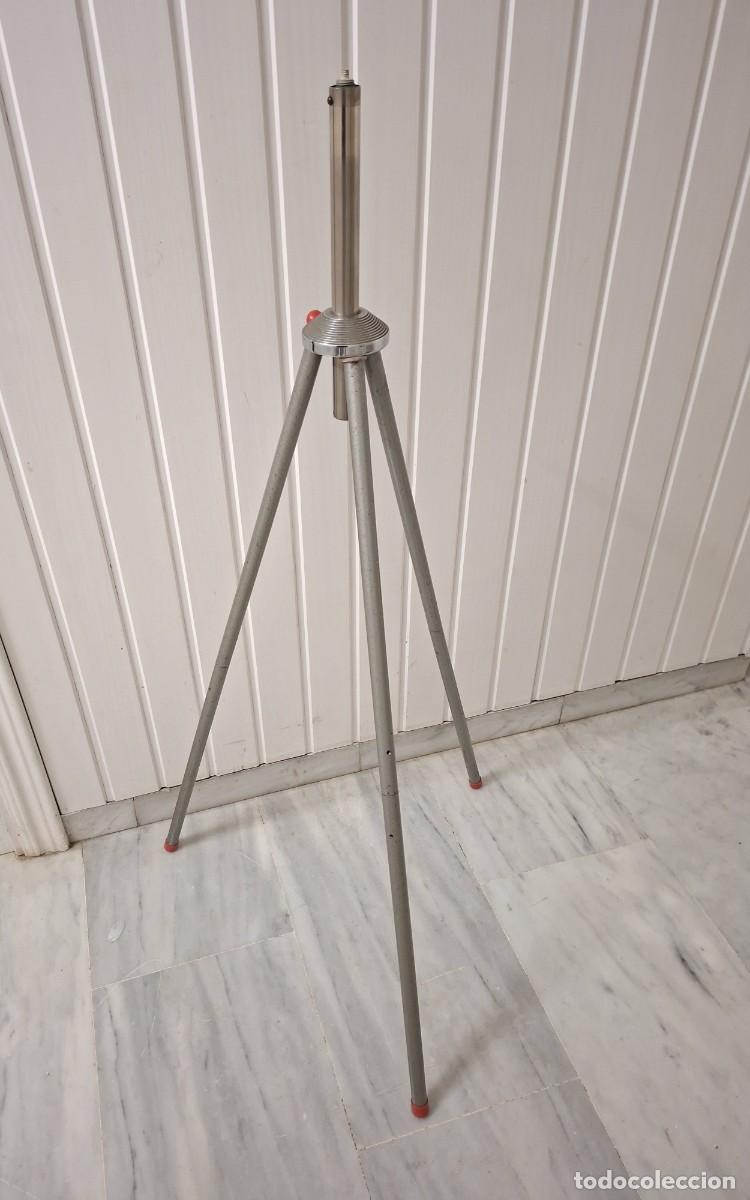 Coleccionismo: TR&Iacute;PODE MET&Aacute;LICO 119 CM ALTO