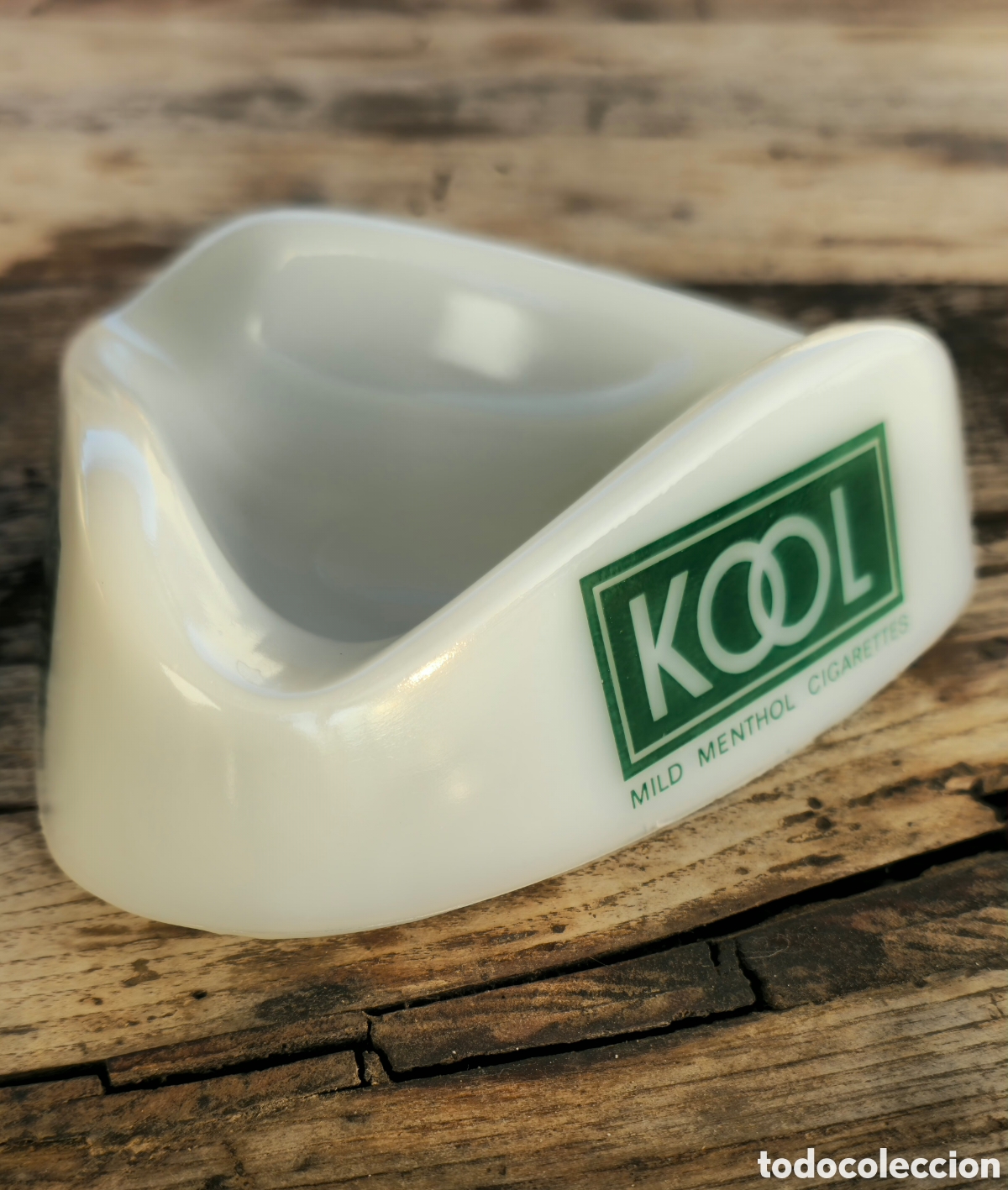 Coleccionismo: Cenicero Vintage Kool
