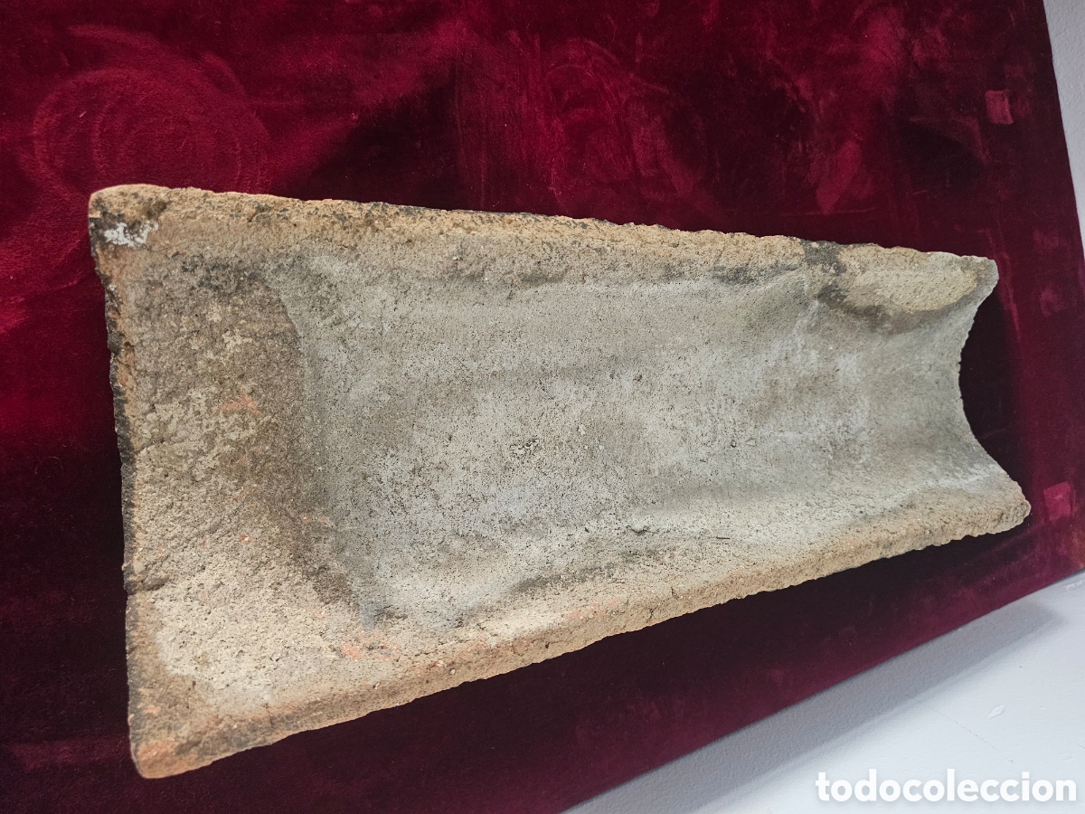 Coleccionismo: Teja de gran Tama&ntilde;o de la Iglesia de Sant Josep de Matar&oacute;, se vendieron recaptar fondos restauraci&oacute;n