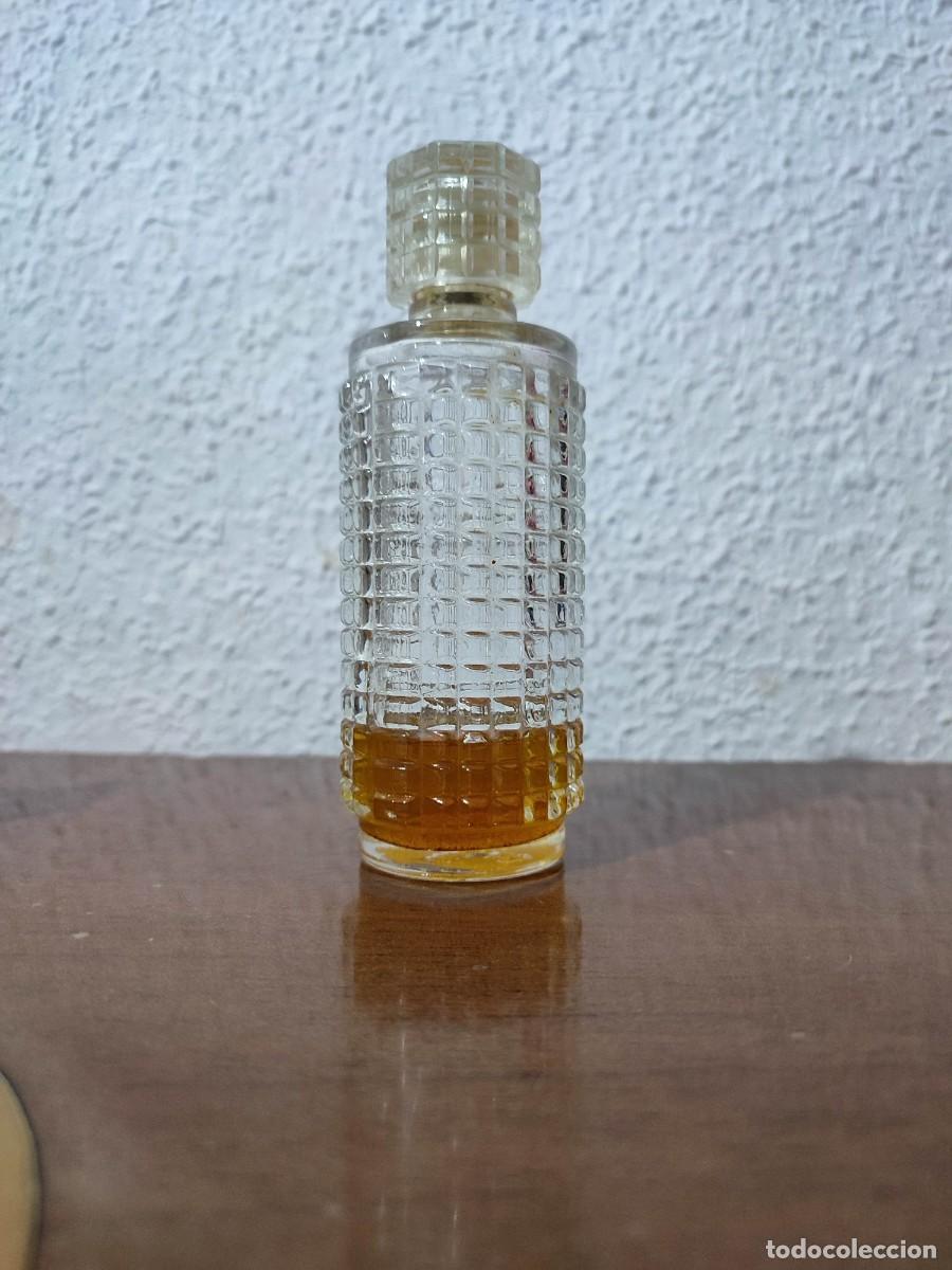 Coleccionismo: Bote colonia Charisma de Avon 120ml