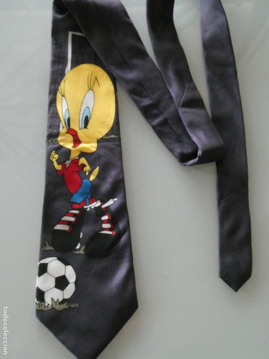 Coleccionismo: CORBATA DE DIBUJOS ANIMADOS. PIOL&Iacute;N FUTBOL. FUTBOLISTA SELECCI&Oacute;N ESPA&Ntilde;OLA, OSASUNA. 30GR