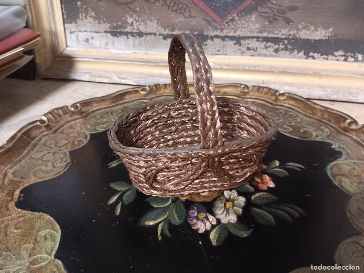 Coleccionismo: Cesta decorativa hecha a mano en cobre