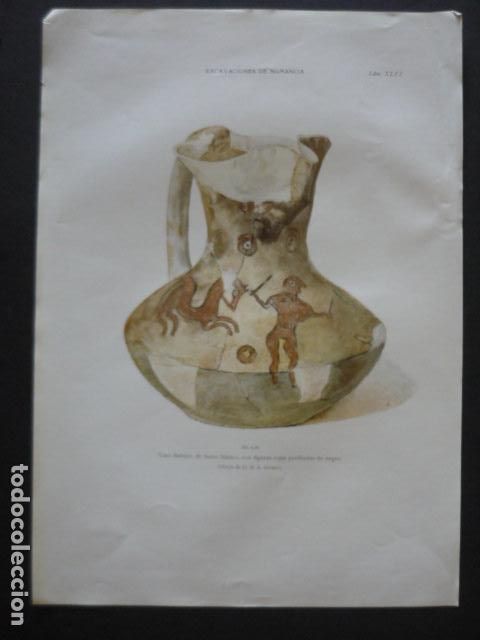 Coleccionismo: NUMANCIA SORIA EXCAVACIONES OBJETOS ENCONTRADOS LAMINA CROMOLITOGRAFICA 23 X 33 CM
