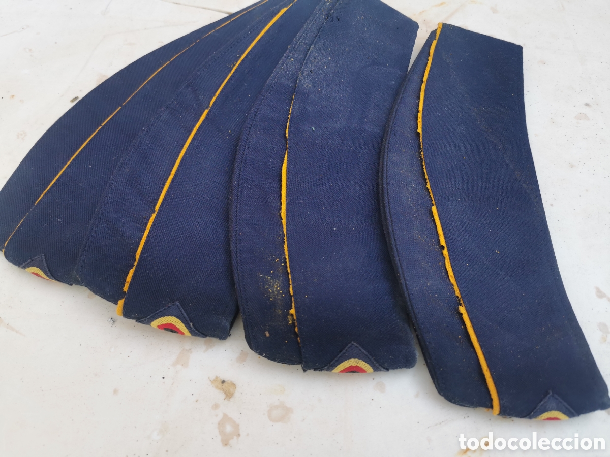 Collecting: Gorra militar azul Alemania Oeste