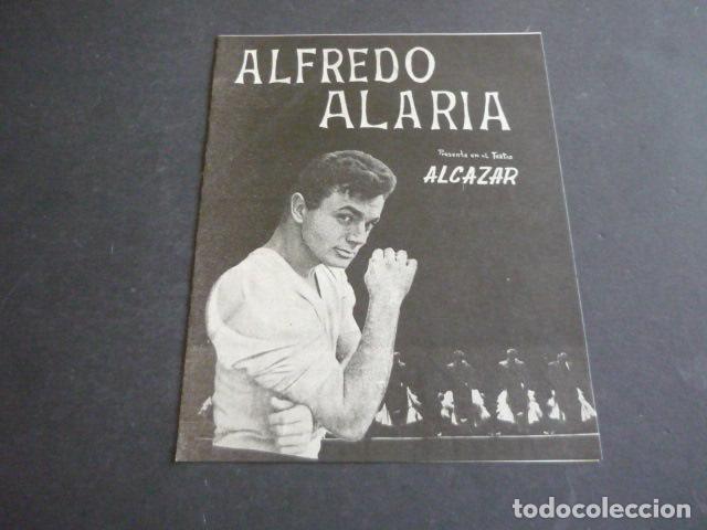 Collecting paper: ALREDO ALARIA PROGRAMA TEATRO ALCAZAR PROGRAMA TRES NOVIAS PARA ROBERTO