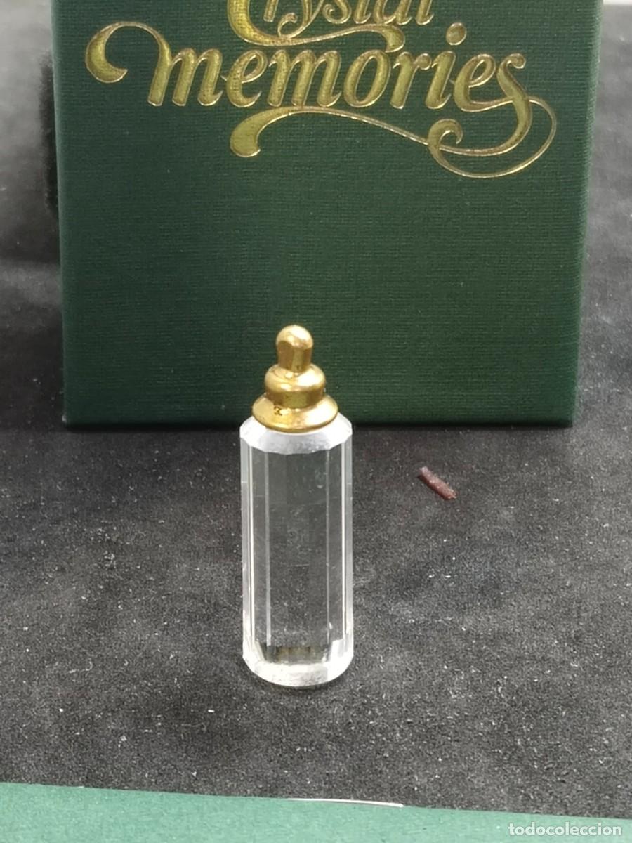 Coleccionismo: Swarovski Figurine Crystal Memories -Baby's Bottle Gold 171158