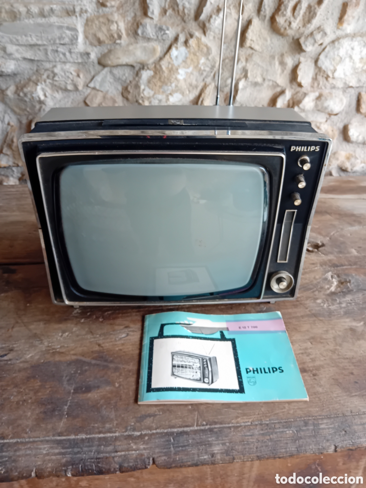 Coleccionismo: Televisor portatil PHILIPS Antiguo