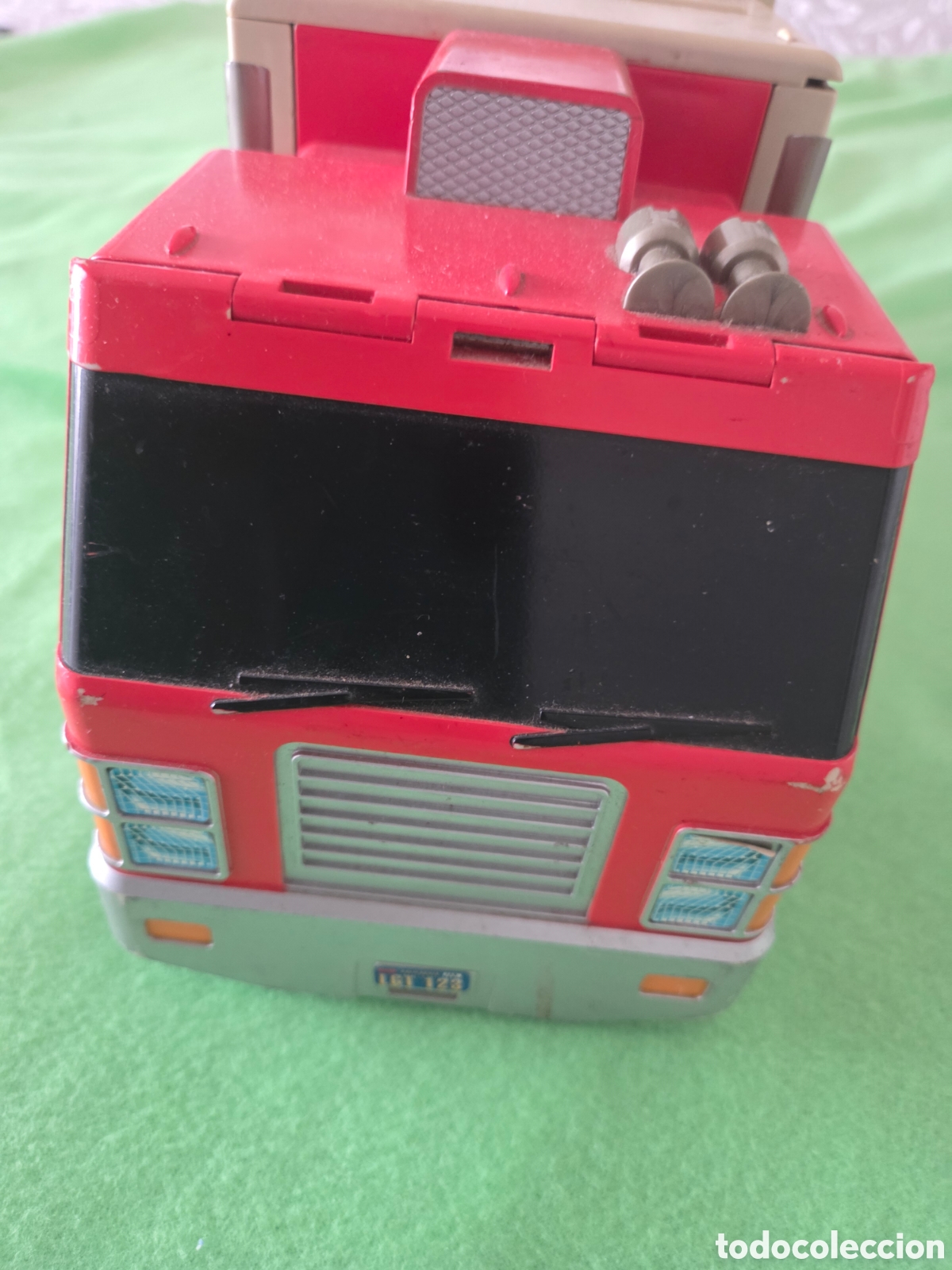 Coleccionismo: Camion micro machines con coches - Foto 6
