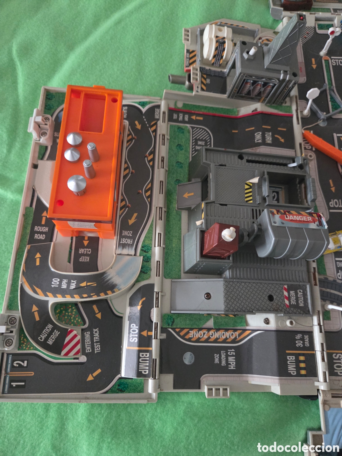 Coleccionismo: Camion micro machines con coches - Foto 8