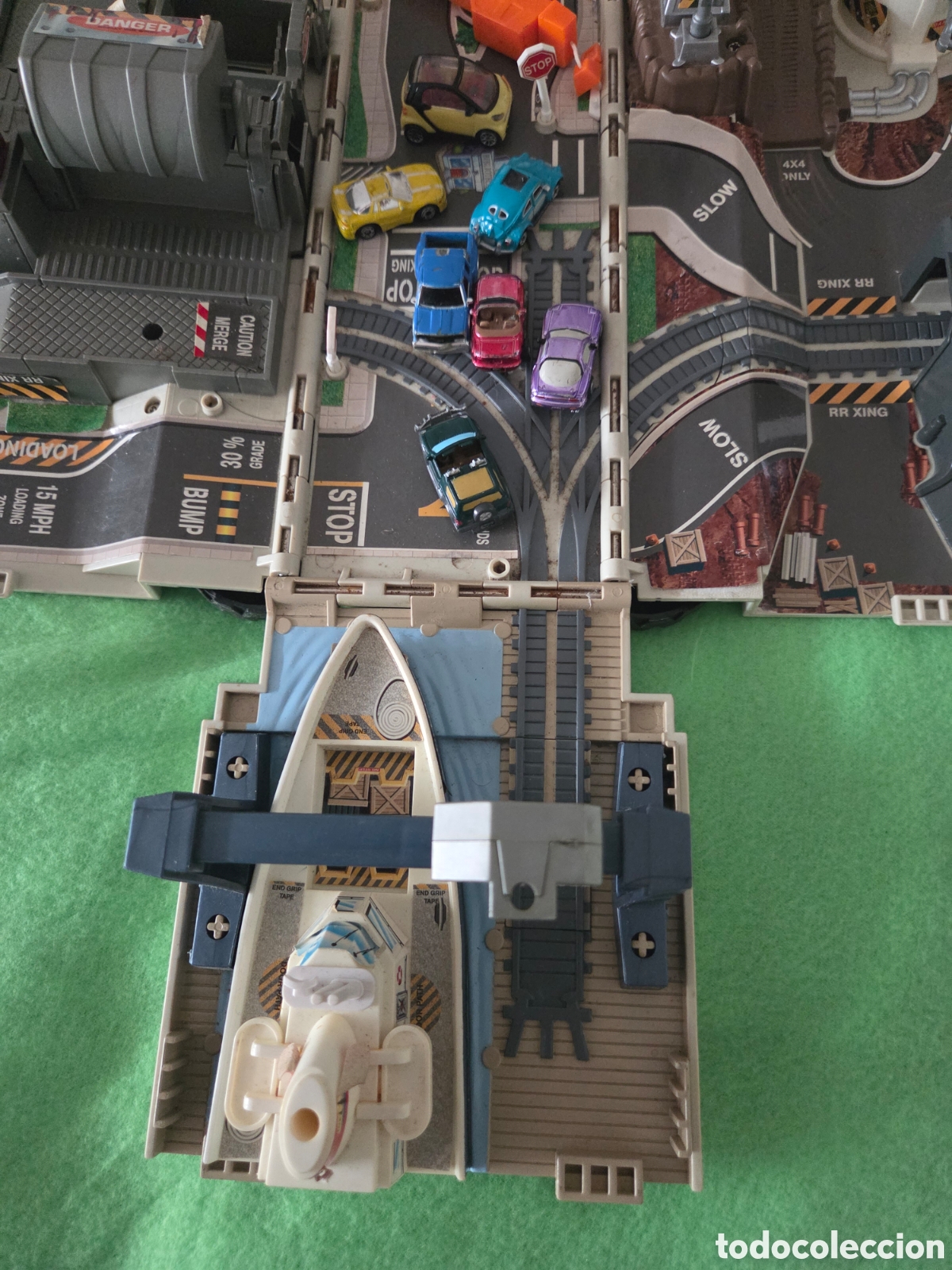 Coleccionismo: Camion micro machines con coches - Foto 9