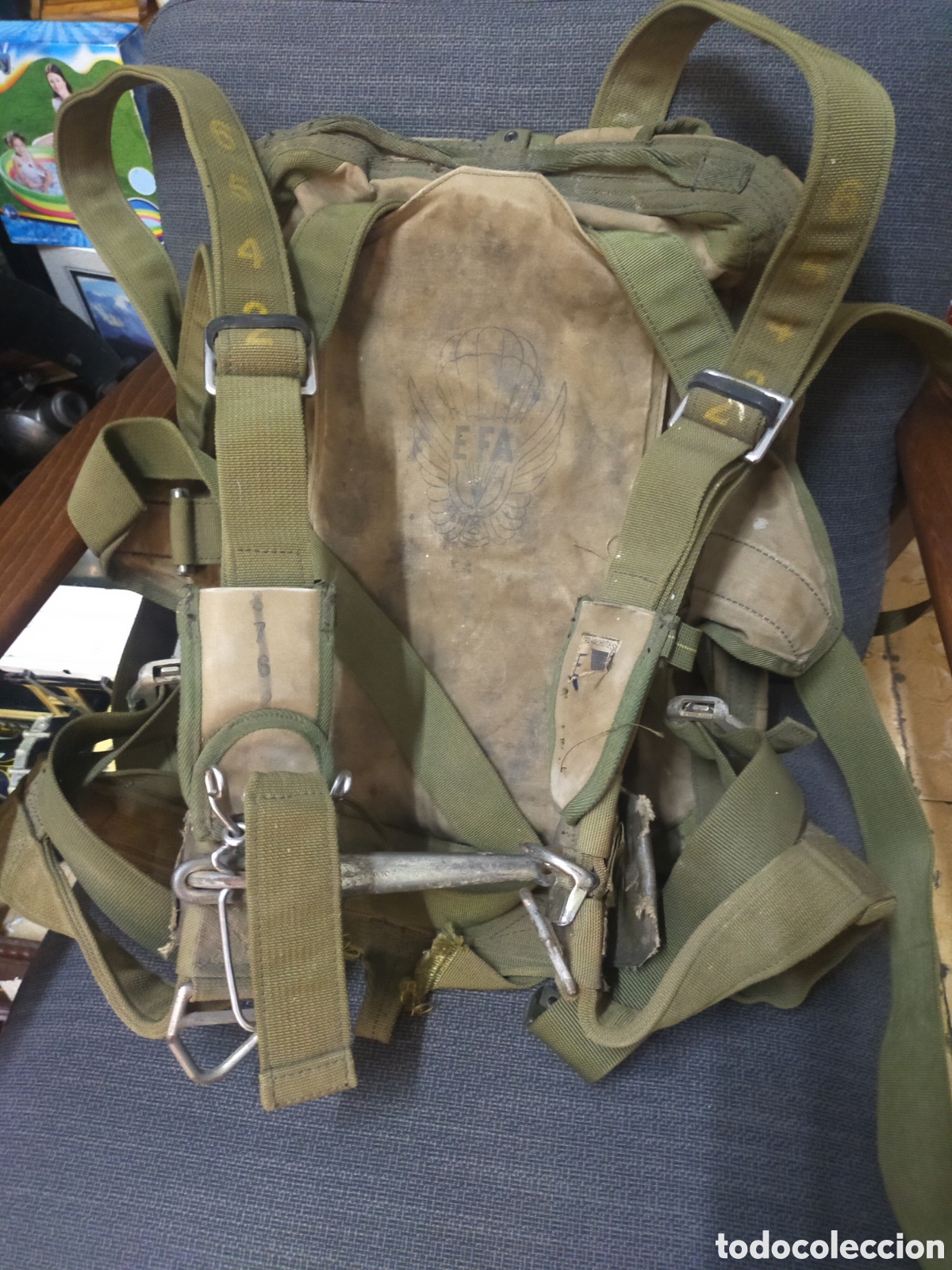 Coleccionismo: Arn&eacute;s militar Aerazur EFA, dise&ntilde;ado para equipos de paracaidistas.