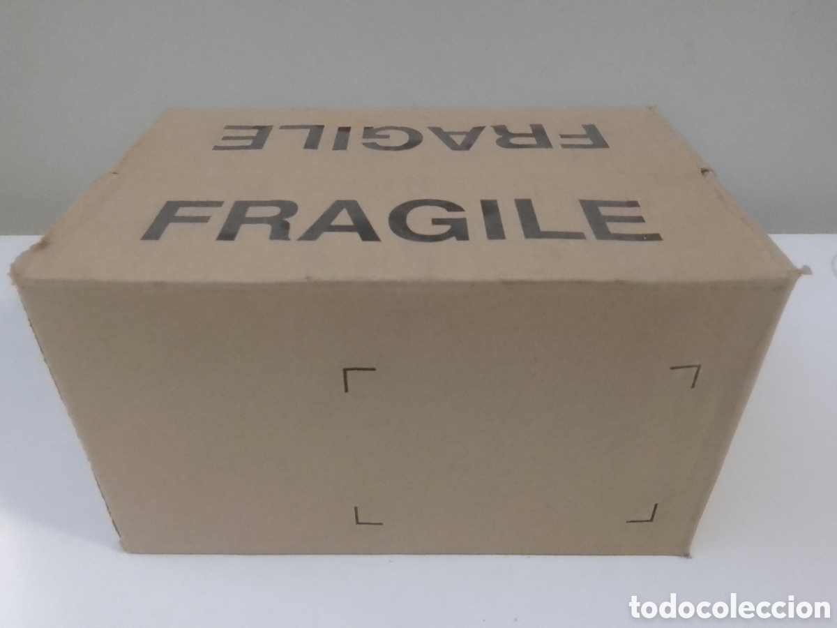 Coleccionismo: Caja con seis vasos cerveza El Aguila 27 cl.