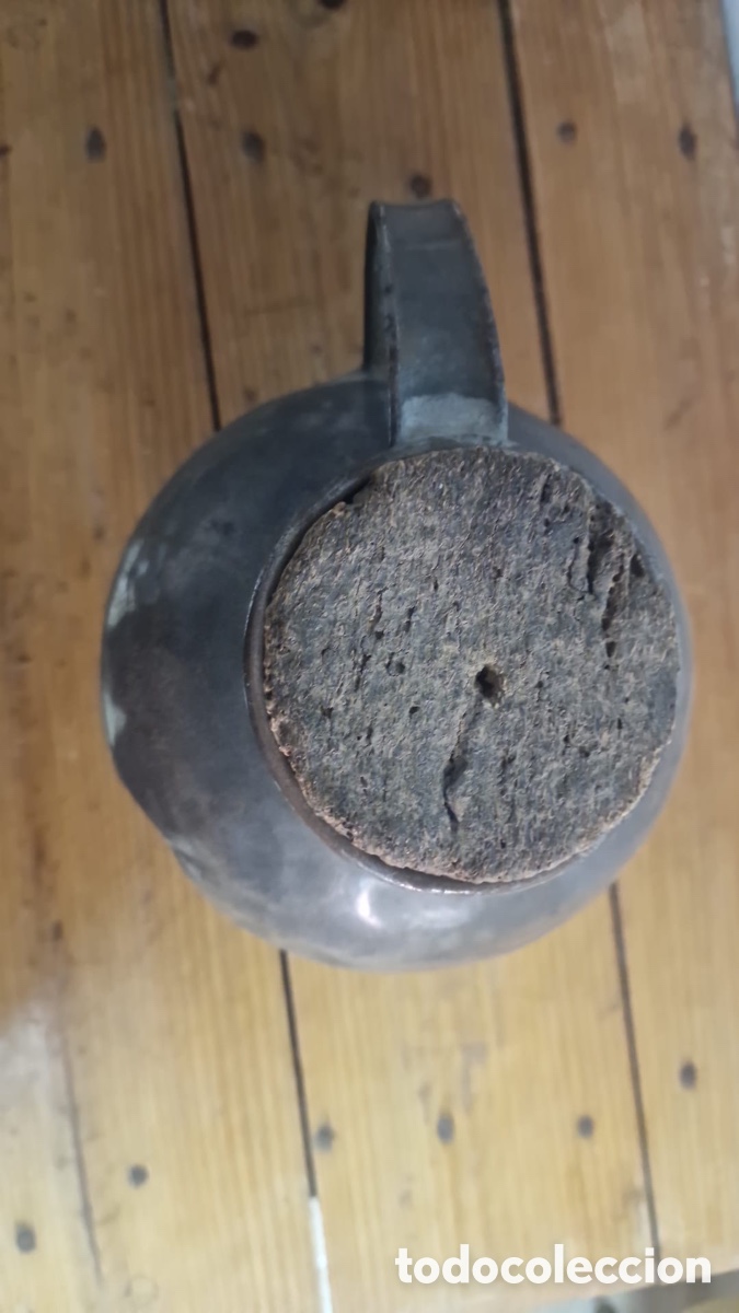 Coleccionismo: Jarra antigua de metal - Foto 5