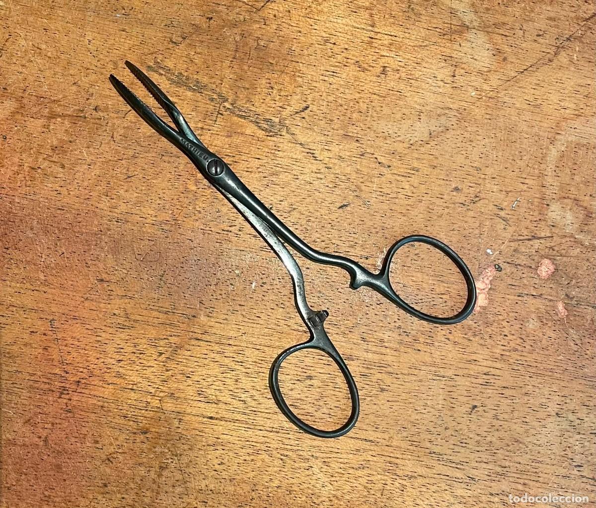 Coleccionismo: Antiguas pinzas quir&uacute;rgicas Mathieu. 11 cm