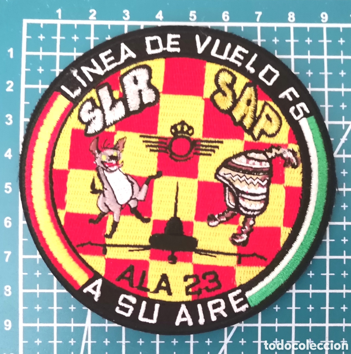 Coleccionismo: Parche bordado L&Iacute;NIA DE VUELO ALA 23 Base A&eacute;rea Talavera la Real (Badajoz) Ej&eacute;rcito &Aacute;ire y Espacio