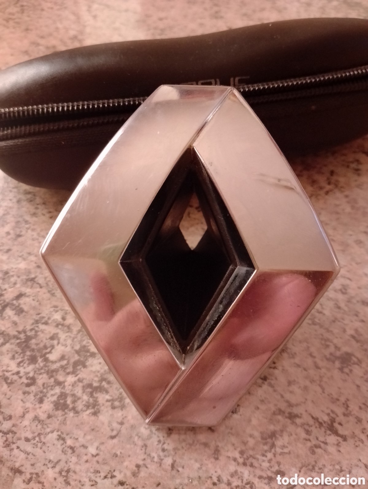 Coleccionismo: Logo de metal Renault - Foto 2