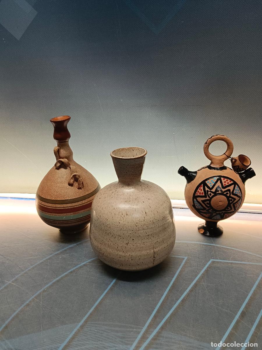 Coleccionismo: Tres jarrones decorativos cer&aacute;mica
