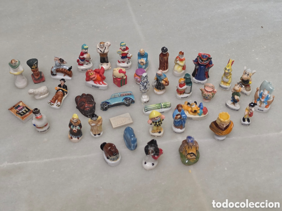 Coleccionismo: 40 FIGURAS DE PORCELANA DISTINTAS. F&Eacute;VES. FIGURARITAS DE ROSCON.
