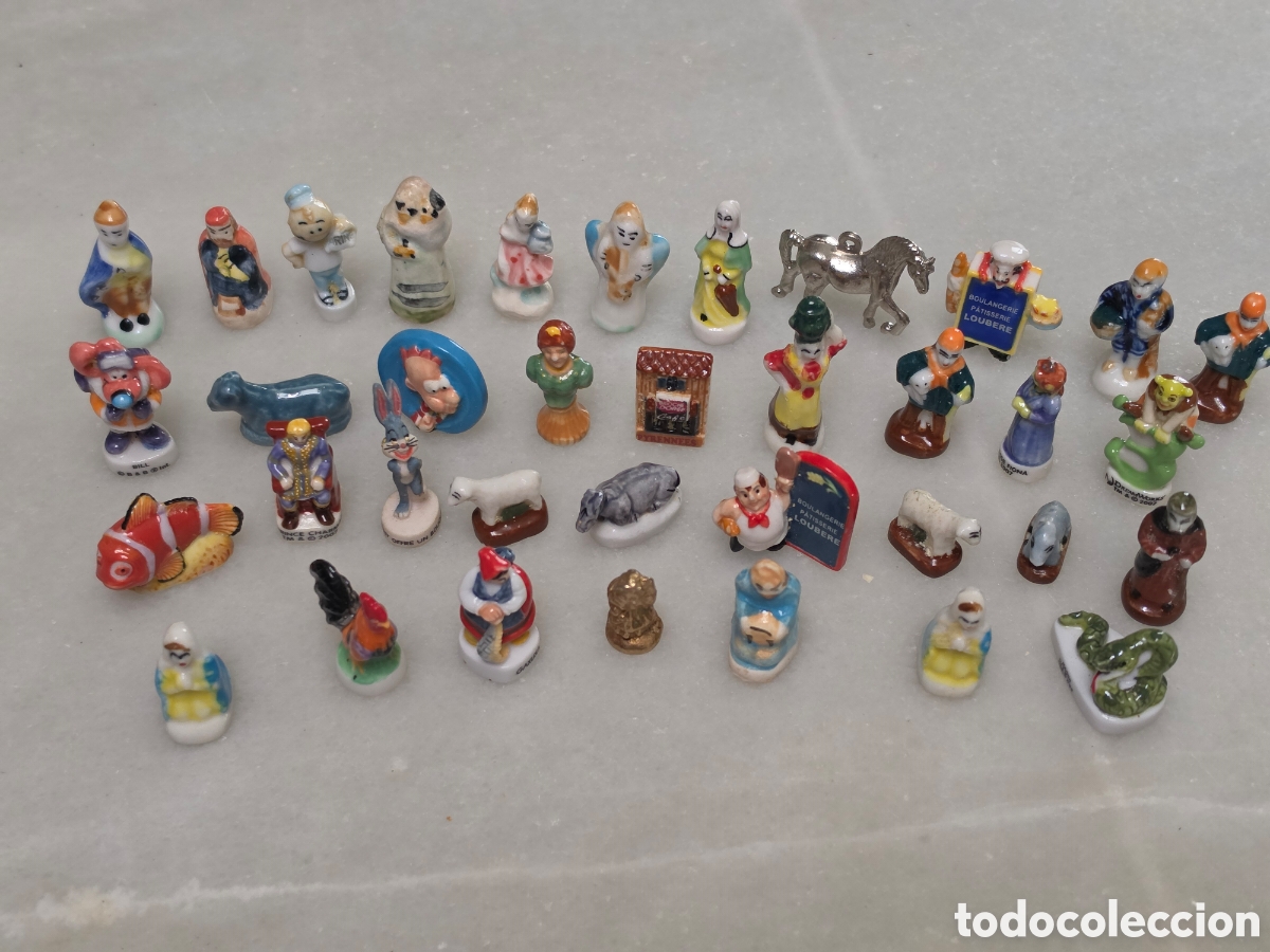 Coleccionismo: 35 FIGURITAS DE PORCELANA. R9SCON DE REYES. F&Eacute;VES.