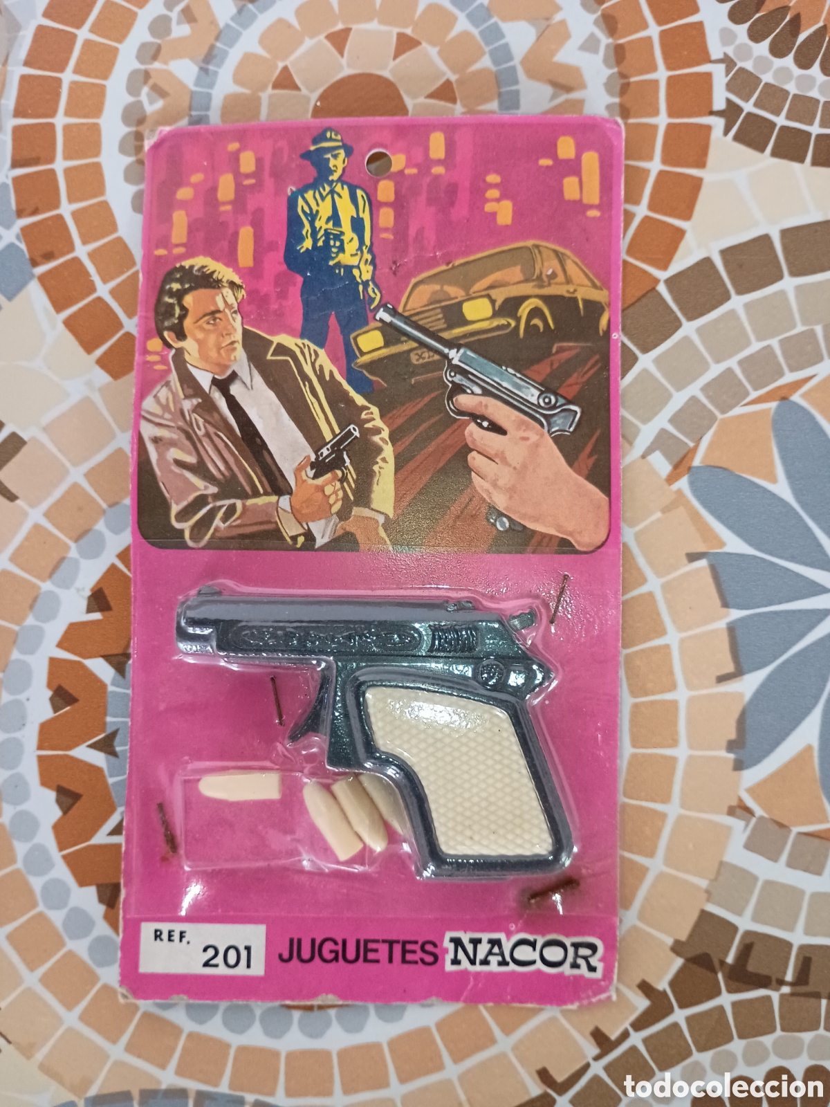 Coleccionismo: Pistola vintage en su blister juguetes nacor