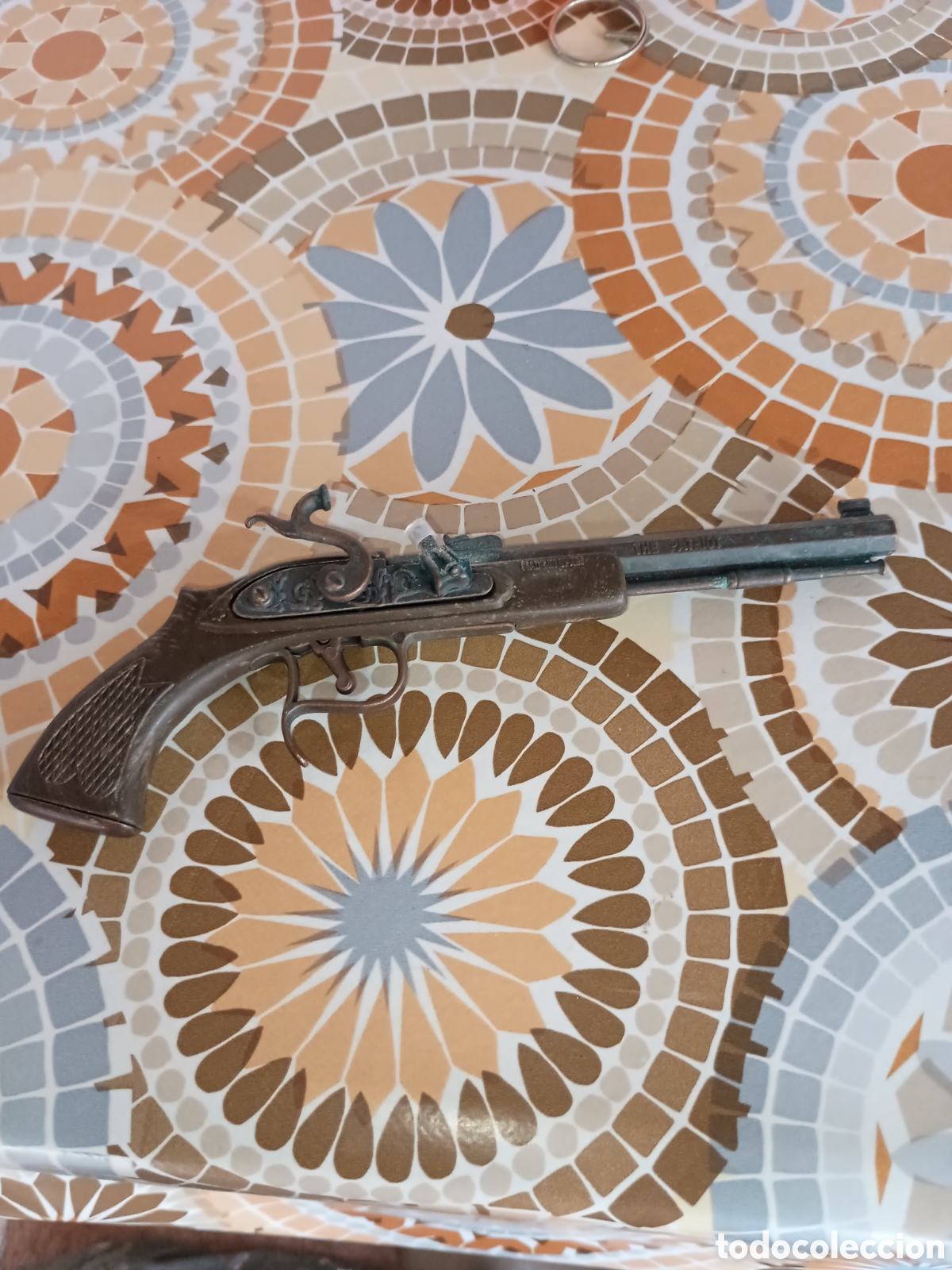Coleccionismo: Pistola de petardos vintage marca the patriot de metal