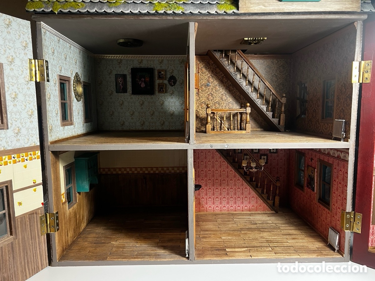 Coleccionismo: Casa de mu&ntilde;ecas misteriosa sin mobiliario interior La casa de Elvira