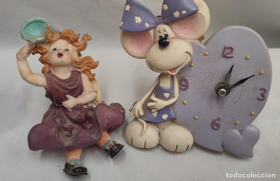 Coleccionismo: LOTE PARA NI&Ntilde;OS, RELOJ DE MESA Y FIGURA DE NI&Ntilde;A SENTADA