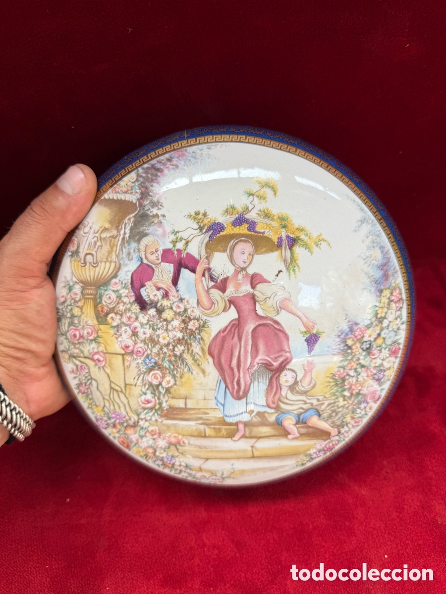Coleccionismo: Bonita y gran caja joyero de coleccion,de porcelana!