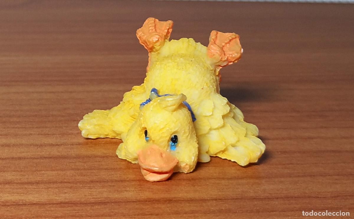 Coleccionismo: Figura de resina de pato tumbado - Colecci&oacute;n de resinas de Belros - 3 cm