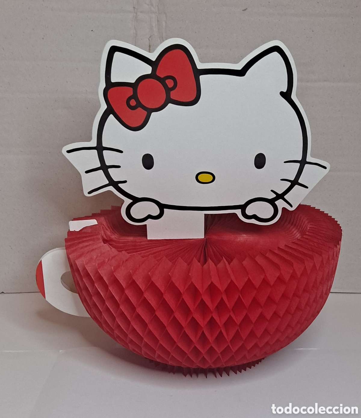 Coleccionismo: HELLO KITTY PIEZA CENTRAL. TAZA GIGANTE. 23 CM DI&Aacute;METRO. NUEVO. PRECINTADO. SANRIO. 1983.