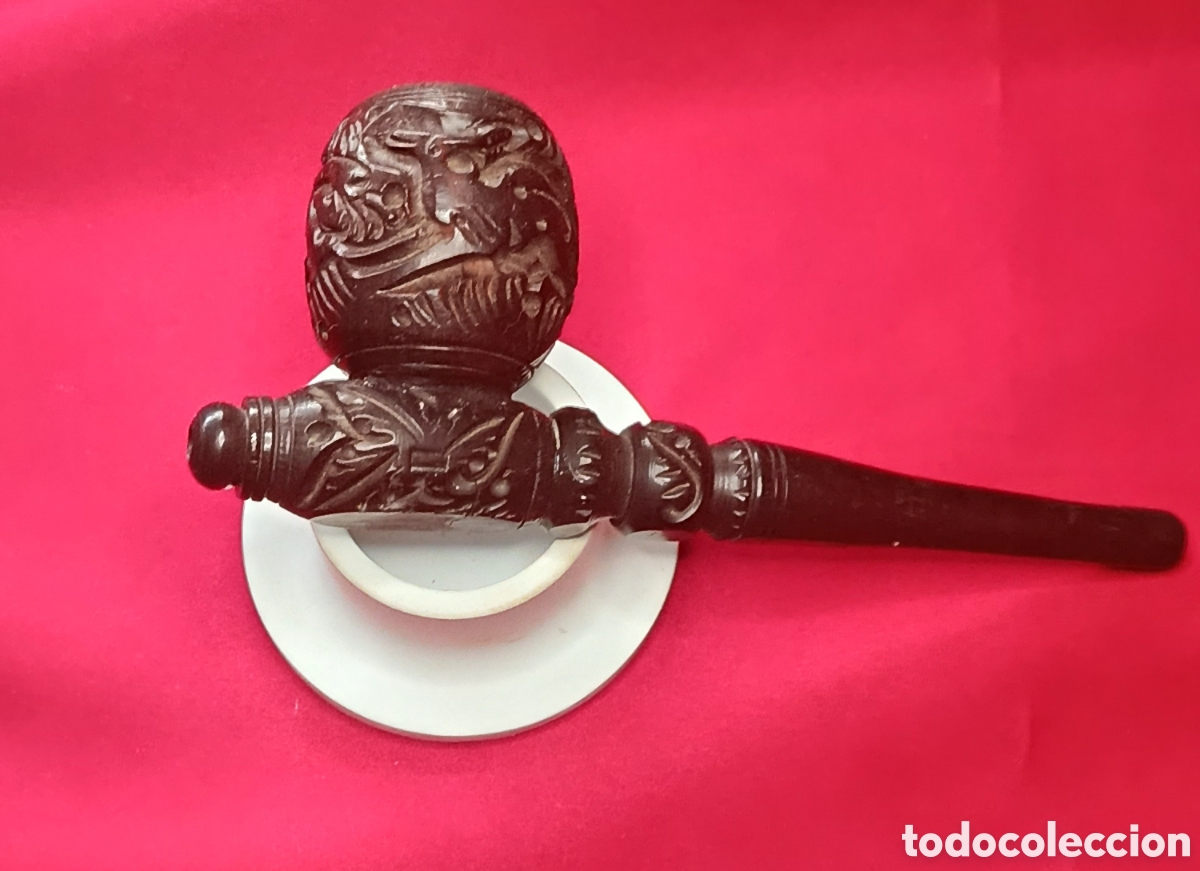 Coleccionismo: Antigua pipa de fumar artesanal de madera oscura tallada a mano - Motivos vegetales / florales