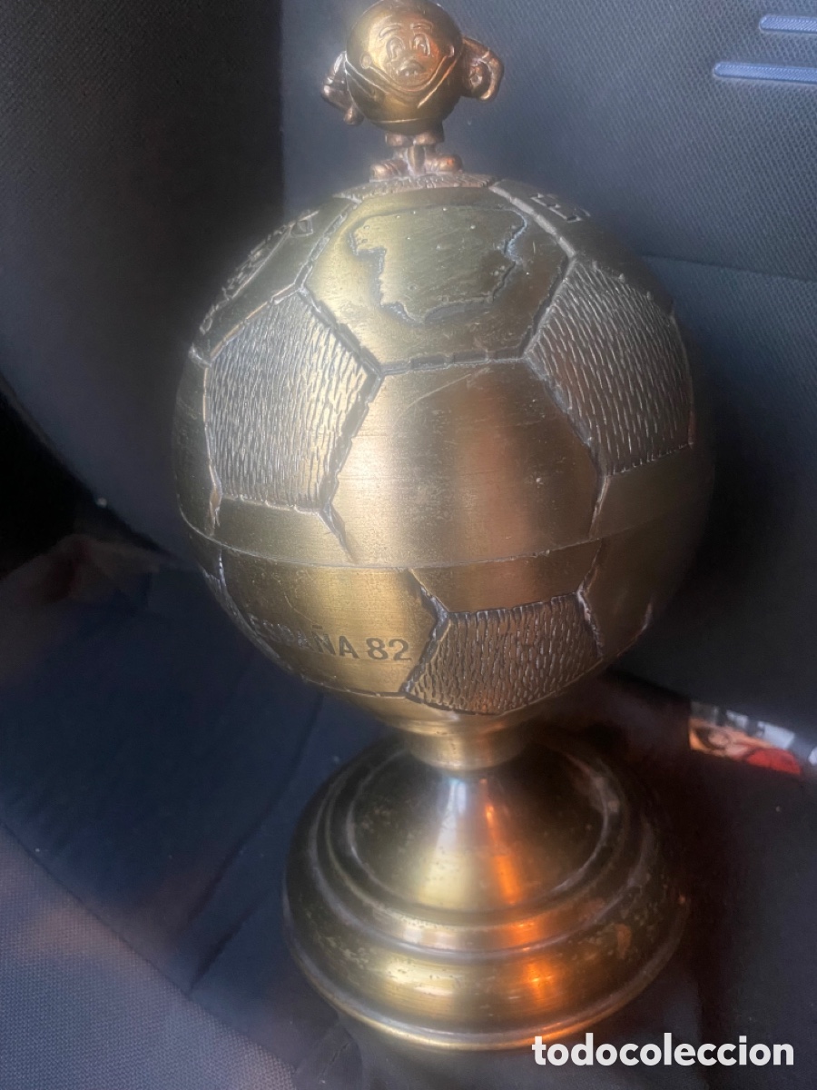 Coleccionismo: ANTIGUO CENICERO BAL&Oacute;N ESPA&Ntilde;A MUNDIAL 1982 NARANJITO