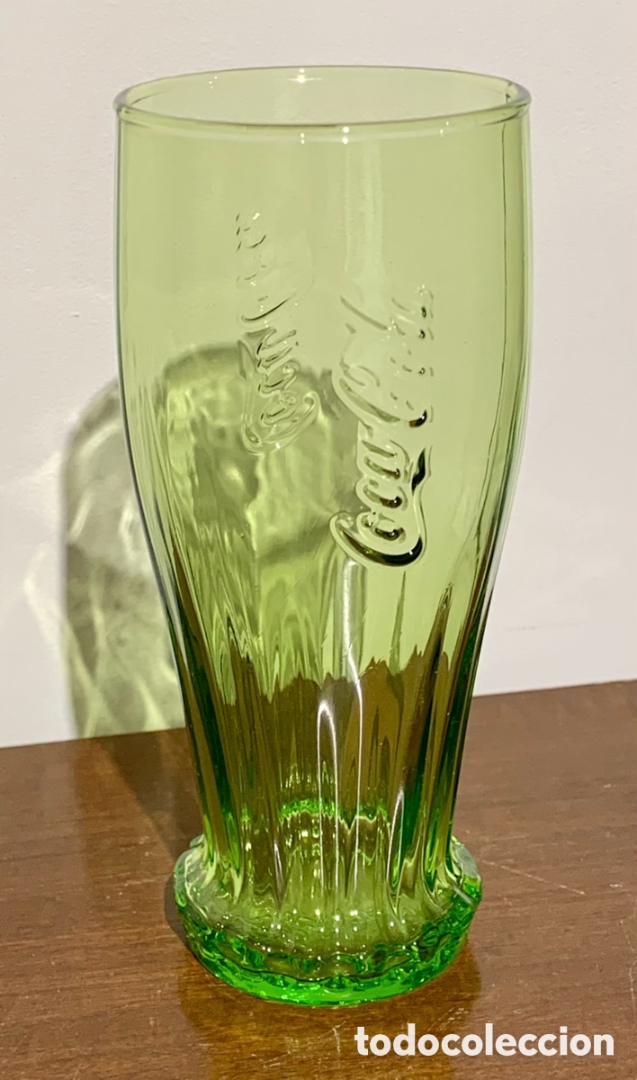 Coleccionismo: Vaso. Publicidad COCA COLA. Cristal verde. A&ntilde;os 80.